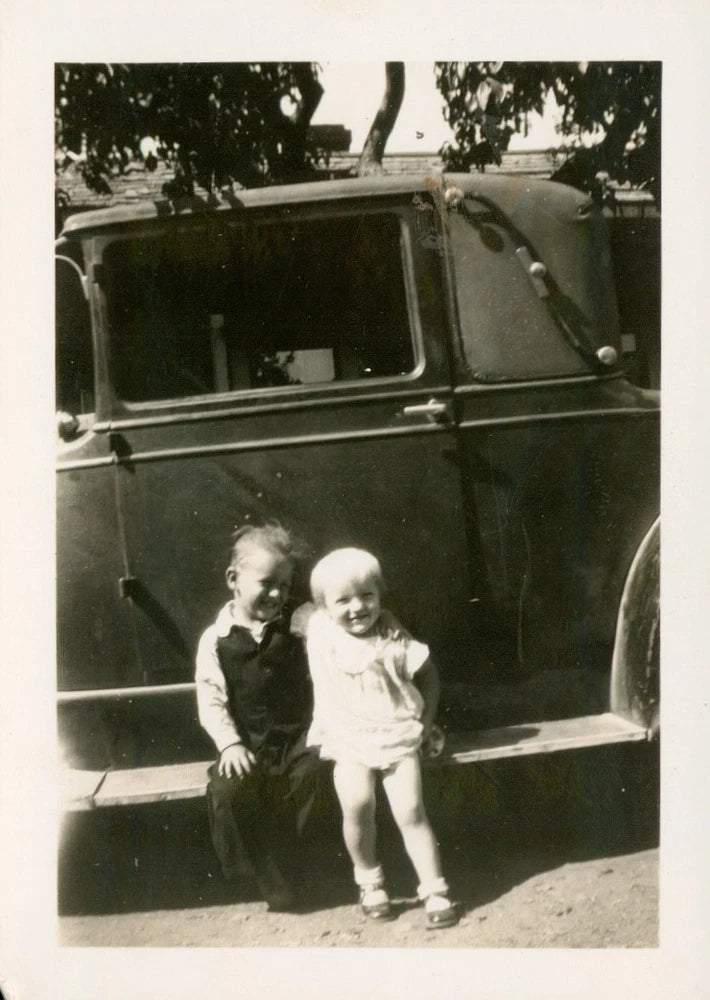 Vtg B&W Snapshot Cute Toddler Girl & Boy On Vintage Car Running Board 1935 Model