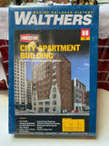 Walthers City Apartment Building - Kit (Brand New) Model