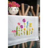 Vervaco stamped satin stitch kit tablechloth "Fr??hlingsblumen", 40x100cm, DIY Model