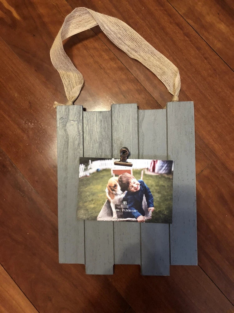 Message Clip Board Wood Hanging Painted Gray 10.5x9" Photo Holder Country Home Model