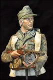 1/10 Resin Bust Figure Model Kit WWII Soldier With A Gun Unassembled Unpainted Model