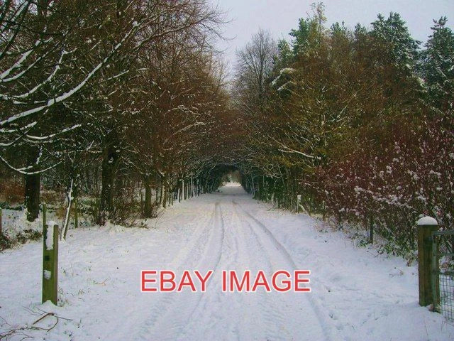 PHOTO  WATER BOARD ACCESS ROAD THIS ROAD HAS NO NAME BUT WAS BUILT BY THE WATER Model