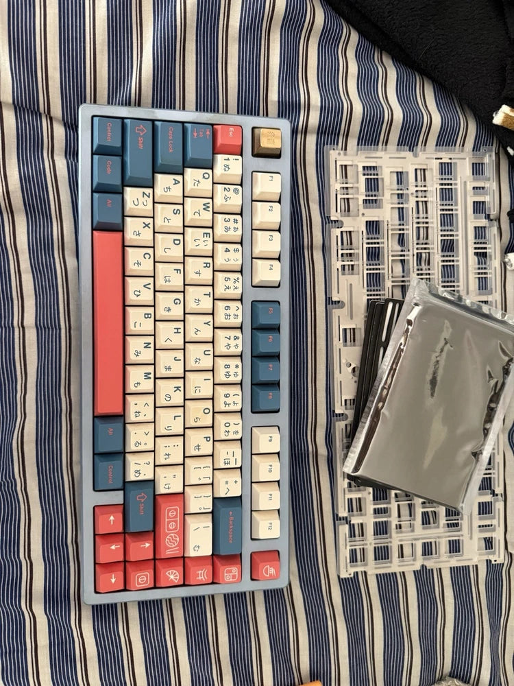 Bubble 75 Keyboard, FR4, Brass, POM Plates, Gaskets, And GMK Bento Keycaps Model