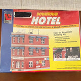 Life-Like Trains N Scale Downtown Hotel Commercial Building Kit Plastic N9364 Model