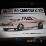Vintage Original 1969 Chevrolet Camaro Z28 Hardtop 1/24 Scale Monogram Model Kit Model