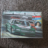 HARRY GANTS SKOAL BANDIT STOCK CAR 1/24 SCALE MONOGRAM MODEL KIT IN BOX 1985 Model
