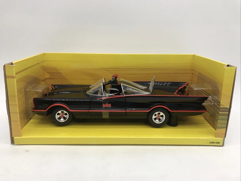 1/18 Hot Wheels #L2090 1966 TV Series Batmobile (diecast model) BOJ Model