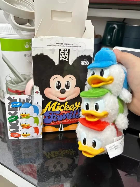MICKEY FAMILY CUTE TOGETHER KEYCHAIN SERIES AUTHENTIC CUTE??Huey Dewey and Louie?? Model