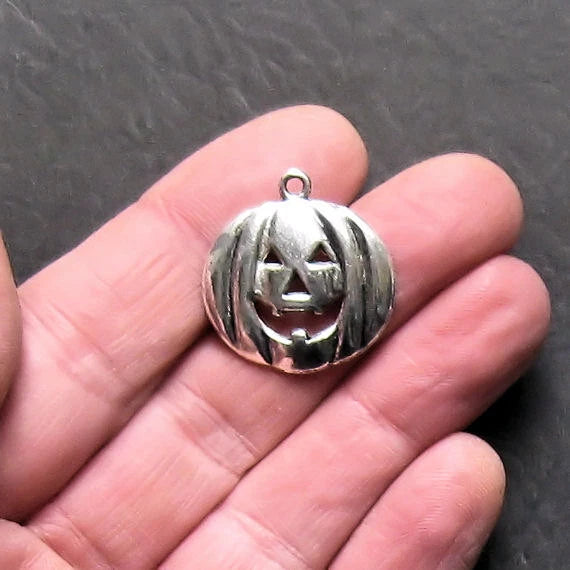 5 Large Pumpkin Halloween Charms Antique Silver Tone - SC725 Charms