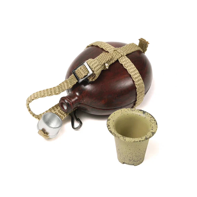 DID D80185 1/6 Delivery man soldier - Water kettle model Model