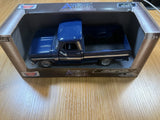 Motor Max 1966 Chevy C10 Fleetside Pickup Blue 1:24 Diecast Model Open Box Model
