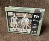 Verlinden Productions - German WWII Tank Mechanics 1:35 Scale #2093 Model