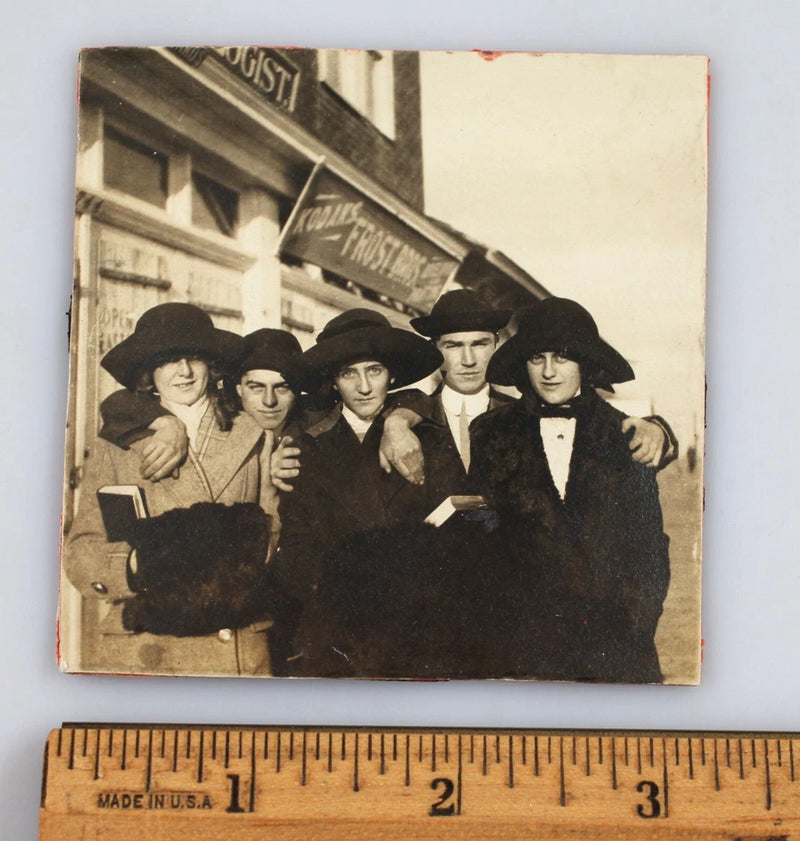 Vintage Photo 1910s Cut Mounted Photo Fun Group On Atlantic City Board Walk Model