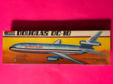 AMERICAN AIRLINES DOUGLAS DC-10 AIRLINER MODEL KIT 1/144 SCALE MONOGRAM NEW LOOK Model