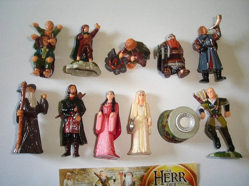 LORD OF THE RINGS 1 LOTR KINDER SURPRISE FIGURES SET -  FIGURINES COLLECTIBLES Model