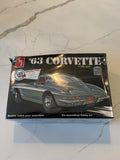 AMT Plastic Model Car Kit 1/25 Scale 1963 Corvette Sting Ray AMT861 Un-Assembled Model