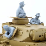 1/35 Resin Figure WWII German tank crew members 3 Figures Unassembled Unpainted Model