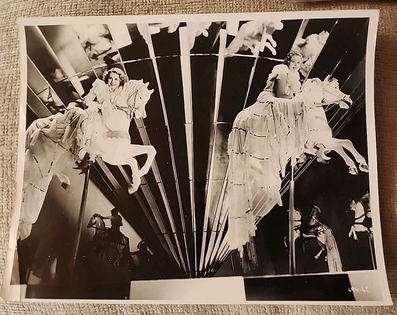 Photo DANCING LADY 1933 JOAN CRAWFORD MOVIE CAROUSEL HORSES BOB BOARD Estate By? Model