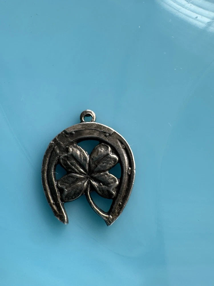 925 Sterling Silver Vintage Horseshoe Clover Good Luck Charm Pendant 2.2g Charms