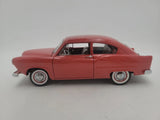 Sun Star 1951 1:18 Scale Tan Kaiser Henry J. Platinum Diecast Model Car Model