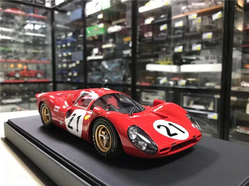 TOP 1:18 Ferrari 330P4 21 #1967 resin car model Model