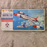 Minicraft Hasegawa 1/72 Thunderbird Shooting Star USAF Model Kit 123 Vintage Model
