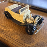The ERTL  Co. Ford Model A Roadster Diecast 1/25 scale Model
