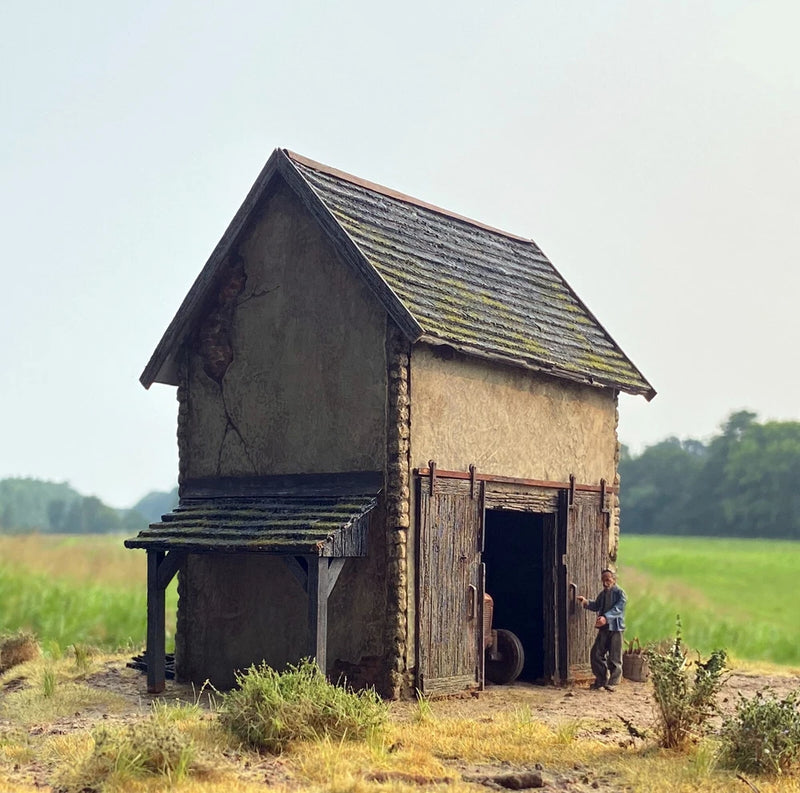 RWD 1/35 Scale Old European Farm Barn Building Model Kit for Diorama Model