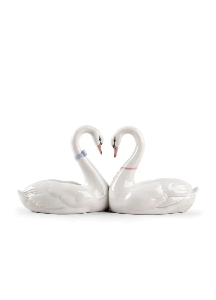 NEW LLADRO ENDLESS LOVE CAKE TOPPER SWANS #9681 BRAND NIB LOVE HEART SAVE$$ F/SH Model