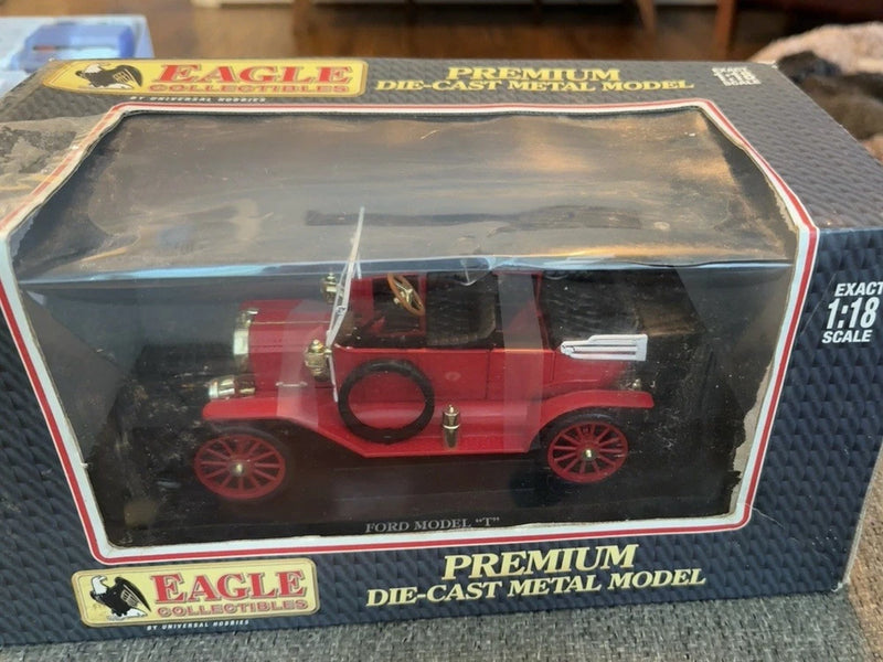 Eagle Collectibles Ford Model T Touring Red 1:18 Diecast Universal Hobbies NIB Model