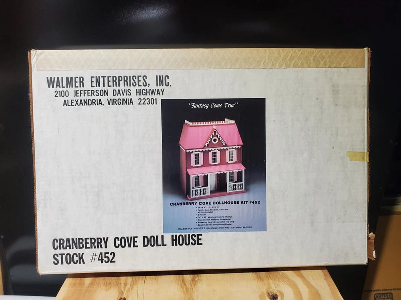 Walmer Ent. Cranberry Cove #452 Fantasy Come True Dollhouse 24" x 17" x 27.5" Model